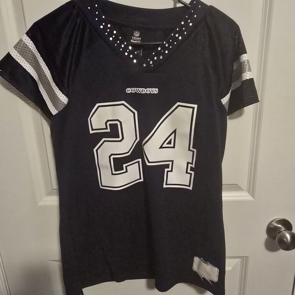 Dallas Cowboys Marion Barber III Reebok Womens Jersey Size M Rhinestone V-Neck